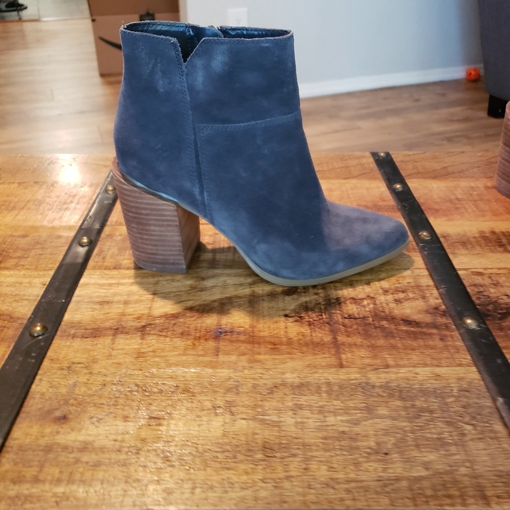Nine West Kirby Chunky Block Heel Ankle Boot